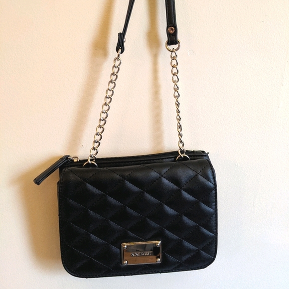Nine West Handbags - Nine West Purse